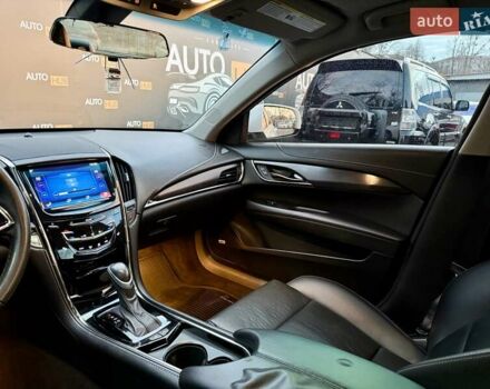 Белый Кадиллак АТС, объемом двигателя 2 л и пробегом 151 тыс. км за 11000 $, фото 13 на Automoto.ua