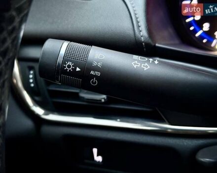 Белый Кадиллак АТС, объемом двигателя 2 л и пробегом 151 тыс. км за 11000 $, фото 20 на Automoto.ua