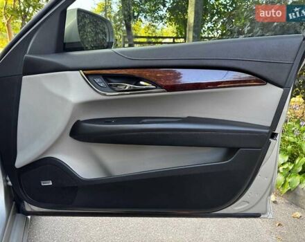 Кадиллак АТС 2013 в Киеве на Automoto.ua Бежевый Кадиллак АТС, объемом двигателя 2 л и пробегом 142 тыс. км за 12390 $, фото 30 на Automoto.ua