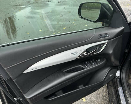 Черный Кадиллак АТС, объемом двигателя 2.5 л и пробегом 220 тыс. км за 9700 $, фото 7 на Automoto.ua