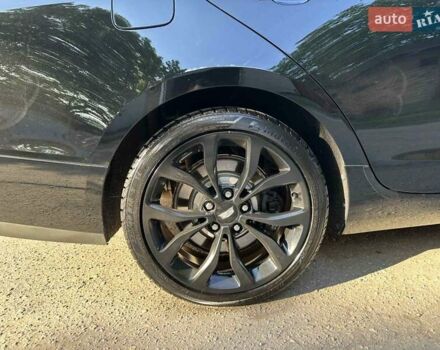 Черный Кадиллак АТС, объемом двигателя 2.46 л и пробегом 145 тыс. км за 11500 $, фото 1 на Automoto.ua