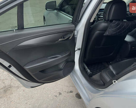 Серый Кадиллак АТС, объемом двигателя 2.5 л и пробегом 170 тыс. км за 9500 $, фото 13 на Automoto.ua