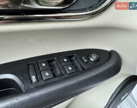 Серый Кадиллак АТС, объемом двигателя 2 л и пробегом 227 тыс. км за 9700 $, фото 19 на Automoto.ua