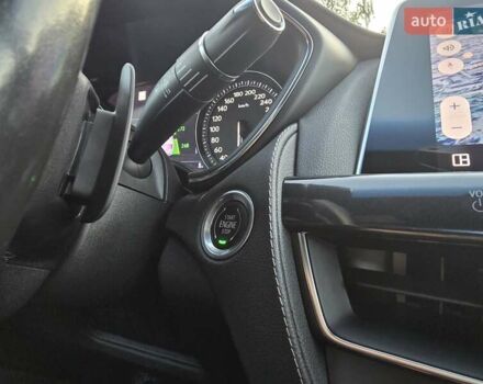 Красный Кадиллак CT5, объемом двигателя 2 л и пробегом 81 тыс. км за 33500 $, фото 41 на Automoto.ua