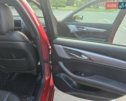 Красный Кадиллак CT5, объемом двигателя 2 л и пробегом 81 тыс. км за 32500 $, фото 69 на Automoto.ua