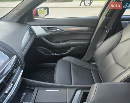 Красный Кадиллак CT5, объемом двигателя 2 л и пробегом 81 тыс. км за 32500 $, фото 14 на Automoto.ua