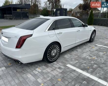 Білий Каділак CT6, об'ємом двигуна 3.6 л та пробігом 175 тис. км за 27000 $, фото 4 на Automoto.ua