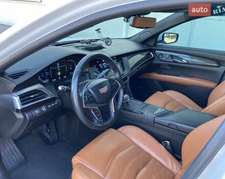 Кадиллак CT6 2016 в Киеве на Automoto.ua Белый Кадиллак CT6, объемом двигателя 3 л и пробегом 44 тыс. км за 21900 $, фото 10 на Automoto.ua