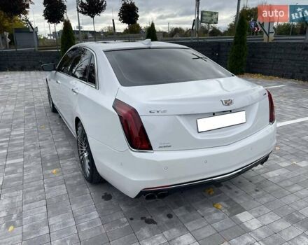 Білий Каділак CT6, об'ємом двигуна 3.6 л та пробігом 175 тис. км за 27000 $, фото 7 на Automoto.ua