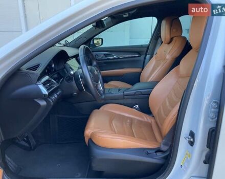 Кадиллак CT6 2016 в Киеве на Automoto.ua Белый Кадиллак CT6, объемом двигателя 3 л и пробегом 44 тыс. км за 21900 $, фото 6 на Automoto.ua