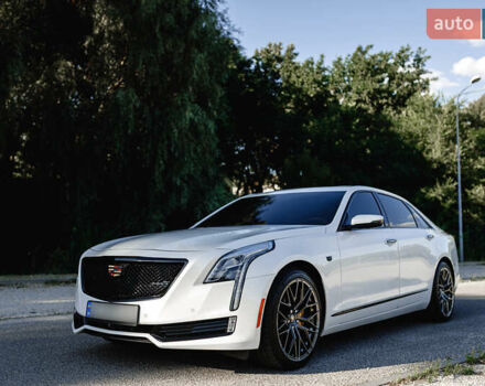 Білий Каділак CT6, об'ємом двигуна 3.6 л та пробігом 40 тис. км за 25500 $, фото 1 на Automoto.ua