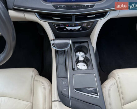 Черный Кадиллак CT6, объемом двигателя 3.6 л и пробегом 91 тыс. км за 20900 $, фото 42 на Automoto.ua