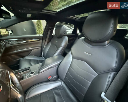 Сірий Каділак CT6, об'ємом двигуна 3.64 л та пробігом 160 тис. км за 26000 $, фото 55 на Automoto.ua