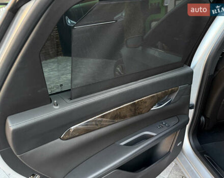 Сірий Каділак CT6, об'ємом двигуна 3.64 л та пробігом 160 тис. км за 26000 $, фото 46 на Automoto.ua