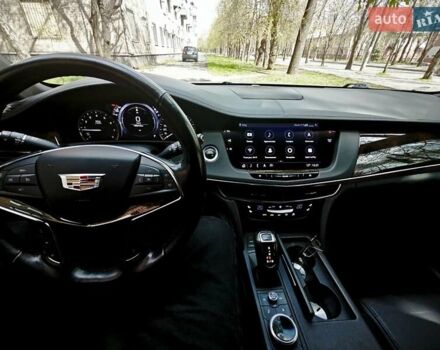 Серый Кадиллак CT6, объемом двигателя 3.6 л и пробегом 156 тыс. км за 35000 $, фото 16 на Automoto.ua
