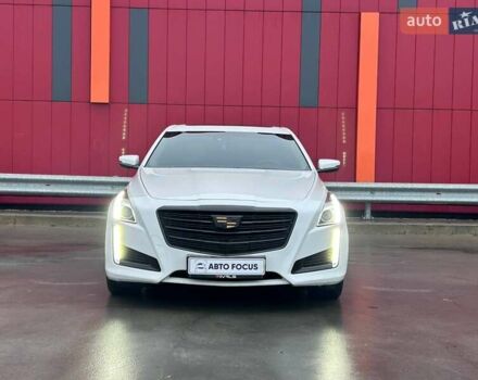 Белый Кадиллак СТС, объемом двигателя 2 л и пробегом 152 тыс. км за 14990 $, фото 2 на Automoto.ua