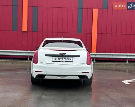 Білий Каділак CTS, об'ємом двигуна 2 л та пробігом 152 тис. км за 14990 $, фото 4 на Automoto.ua