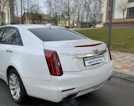 Белый Кадиллак СТС, объемом двигателя 2 л и пробегом 170 тыс. км за 13000 $, фото 4 на Automoto.ua
