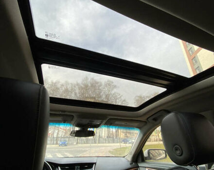 Белый Кадиллак СТС, объемом двигателя 2 л и пробегом 170 тыс. км за 13000 $, фото 10 на Automoto.ua