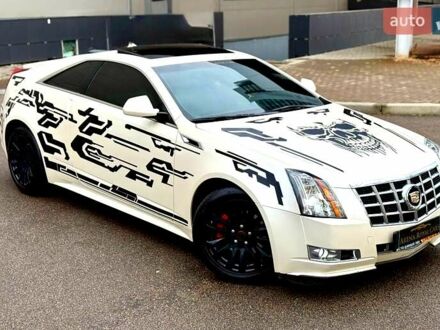 Каділак CTS 2013 у Києві на Automoto.ua Білий Каділак CTS, об'ємом двигуна 3.56 л та пробігом 70 тис. км за 11500 $, фото 1 на Automoto.ua