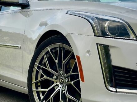 Каділак CTS 2014 у Дніпро (Дніпропетровську) на Automoto.ua Білий Каділак CTS, об'ємом двигуна 2 л та пробігом 66 тис. км за 18800 $, фото 1 на Automoto.ua