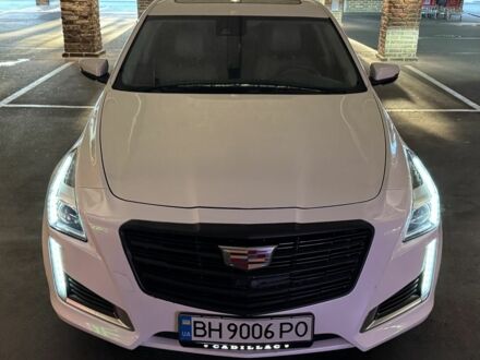 Белый Кадиллак СТС, объемом двигателя 3.6 л и пробегом 159 тыс. км за 12500 $, фото 1 на Automoto.ua