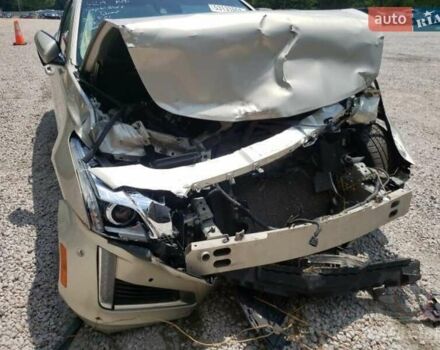 Бежевий Каділак CTS, об'ємом двигуна 3.6 л та пробігом 160 тис. км за 4000 $, фото 5 на Automoto.ua