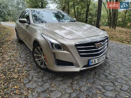 Кадиллак СТС 2015 в Киеве на Automoto.ua Бежевый Кадиллак СТС, объемом двигателя 2 л и пробегом 47 тыс. км за 16350 $, фото 1 на Automoto.ua