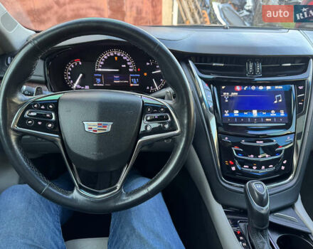 Черный Кадиллак СТС, объемом двигателя 2 л и пробегом 260 тыс. км за 10100 $, фото 7 на Automoto.ua