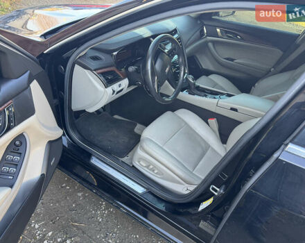 Черный Кадиллак СТС, объемом двигателя 2 л и пробегом 260 тыс. км за 10100 $, фото 5 на Automoto.ua