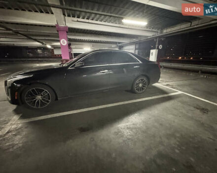 Черный Кадиллак СТС, объемом двигателя 2 л и пробегом 120 тыс. км за 18000 $, фото 1 на Automoto.ua