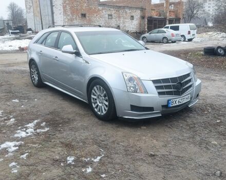 Серый Кадиллак СТС, объемом двигателя 3 л и пробегом 236 тыс. км за 10500 $, фото 1 на Automoto.ua