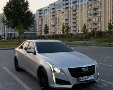 Серый Кадиллак СТС, объемом двигателя 2 л и пробегом 250 тыс. км за 13700 $, фото 1 на Automoto.ua