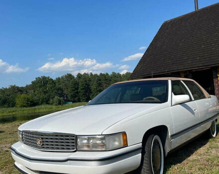 Белый Кадиллак ДеВиль, объемом двигателя 4.6 л и пробегом 176 тыс. км за 14500 $, фото 6 на Automoto.ua