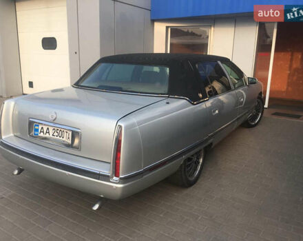 Белый Кадиллак ДеВиль, объемом двигателя 4.6 л и пробегом 176 тыс. км за 14500 $, фото 49 на Automoto.ua