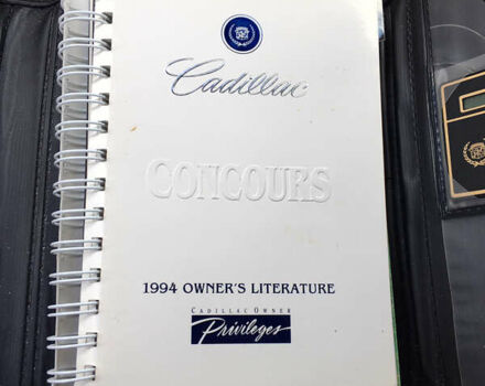 Белый Кадиллак ДеВиль, объемом двигателя 4.6 л и пробегом 176 тыс. км за 14500 $, фото 42 на Automoto.ua