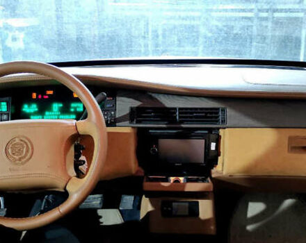 Бежевий Каділак DE Ville, об'ємом двигуна 4.6 л та пробігом 100 тис. км за 18000 $, фото 7 на Automoto.ua