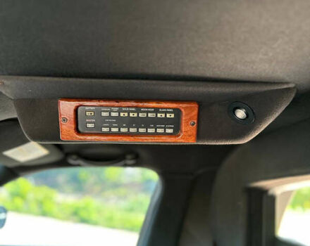 Черный Кадиллак ДеВиль, объемом двигателя 4.57 л и пробегом 150 тыс. км за 6555 $, фото 11 на Automoto.ua