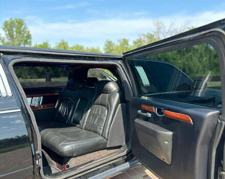 Черный Кадиллак ДеВиль, объемом двигателя 4.57 л и пробегом 150 тыс. км за 6555 $, фото 15 на Automoto.ua