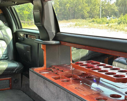 Черный Кадиллак ДеВиль, объемом двигателя 4.57 л и пробегом 150 тыс. км за 6555 $, фото 18 на Automoto.ua