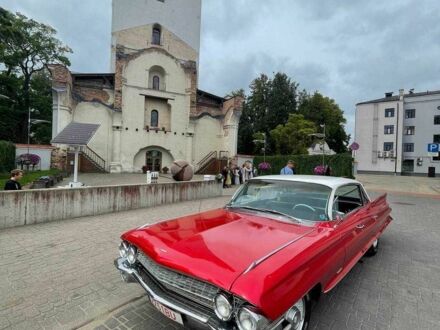 Каділак DE Ville 1961 у Сумах на Automoto.ua Червоний Каділак DE Ville, об'ємом двигуна 0 л та пробігом 89 тис. км за 29000 $, фото 1 на Automoto.ua