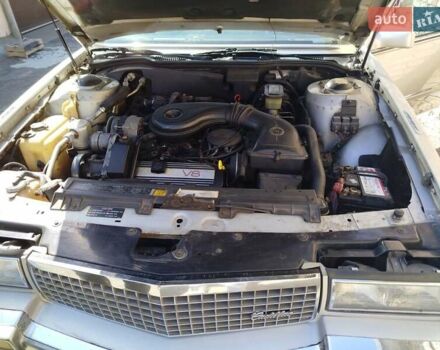 Серый Кадиллак ДеВиль, объемом двигателя 4.5 л и пробегом 86 тыс. км за 14000 $, фото 1 на Automoto.ua