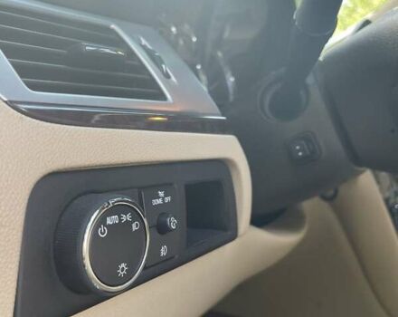 Белый Кадиллак Эскалейд, объемом двигателя 6.2 л и пробегом 239 тыс. км за 34900 $, фото 50 на Automoto.ua