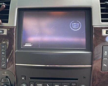 Белый Кадиллак Эскалейд, объемом двигателя 6.2 л и пробегом 239 тыс. км за 34900 $, фото 48 на Automoto.ua