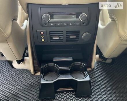 Белый Кадиллак Эскалейд, объемом двигателя 6.2 л и пробегом 239 тыс. км за 34900 $, фото 41 на Automoto.ua