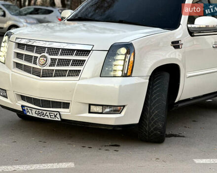 Белый Кадиллак Эскалейд, объемом двигателя 6.2 л и пробегом 220 тыс. км за 28999 $, фото 20 на Automoto.ua
