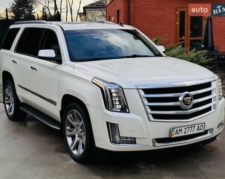 Белый Кадиллак Эскалейд, объемом двигателя 6.2 л и пробегом 197 тыс. км за 32999 $, фото 9 на Automoto.ua