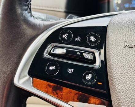 Белый Кадиллак Эскалейд, объемом двигателя 6.2 л и пробегом 197 тыс. км за 32999 $, фото 32 на Automoto.ua