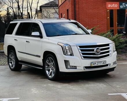 Белый Кадиллак Эскалейд, объемом двигателя 6.2 л и пробегом 197 тыс. км за 32999 $, фото 8 на Automoto.ua