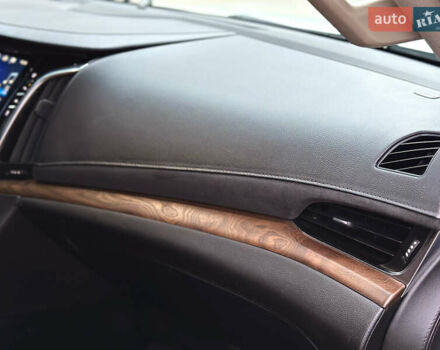 Белый Кадиллак Эскалейд, объемом двигателя 6.2 л и пробегом 125 тыс. км за 45999 $, фото 36 на Automoto.ua